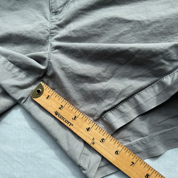 Old Navy Womens Size 14 Gray Chino Shorts Everyday 5 Inch Cotton Stretch - Picture 5 of 8
